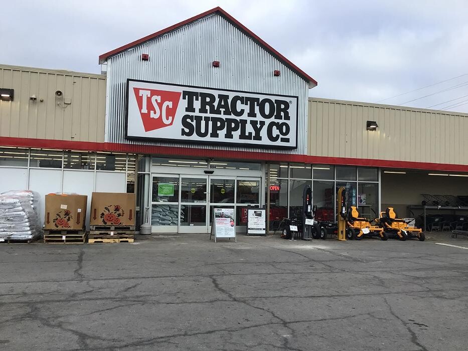 Images Tractor Supply Co.