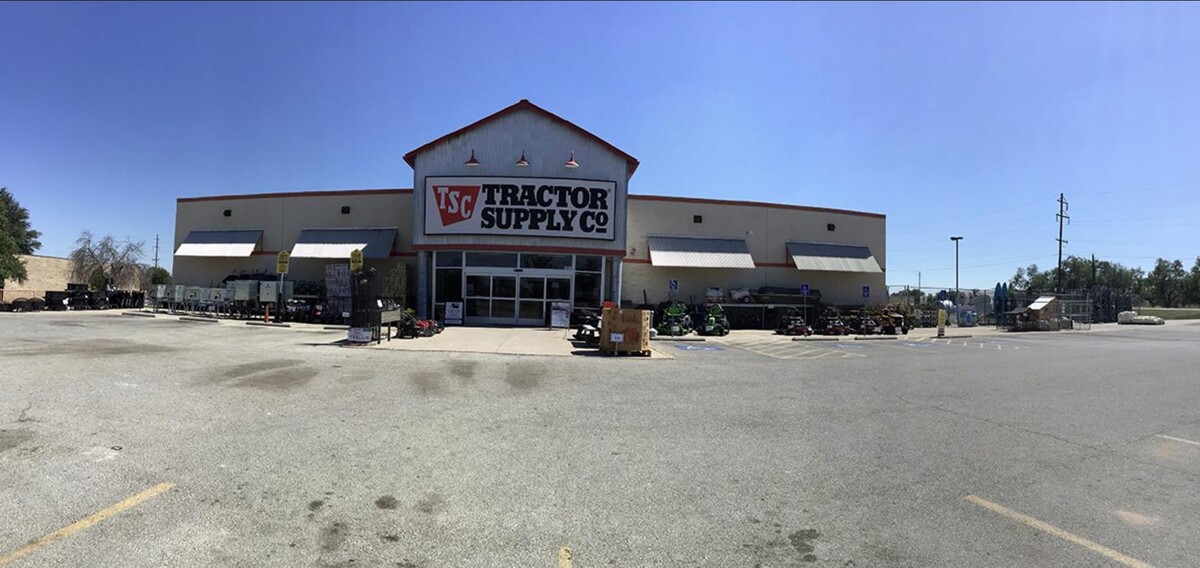 Images Tractor Supply Co.