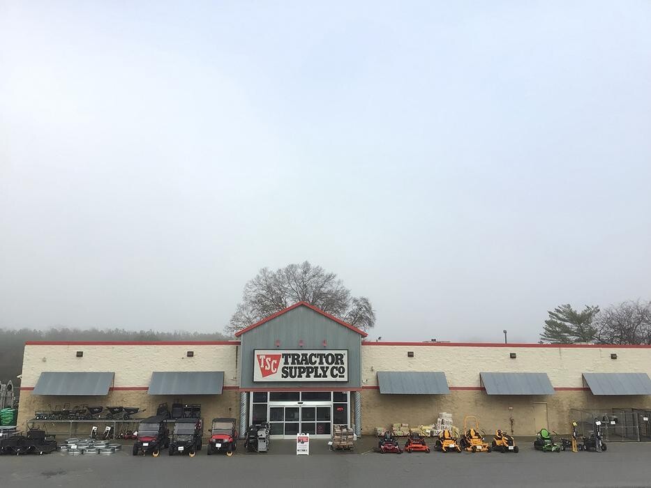 Images Tractor Supply Co.