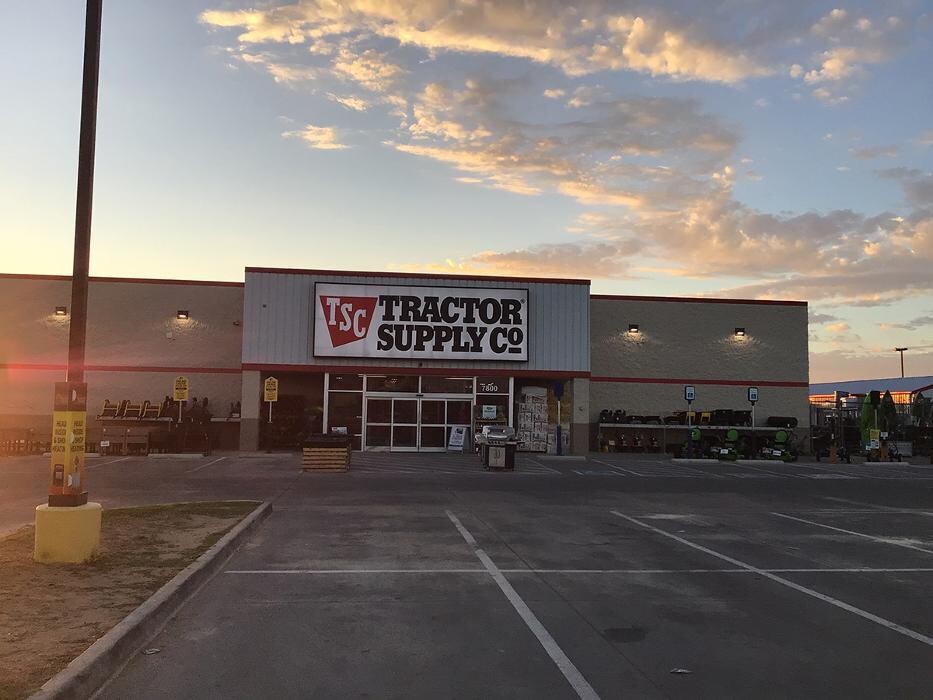 Images Tractor Supply Co.