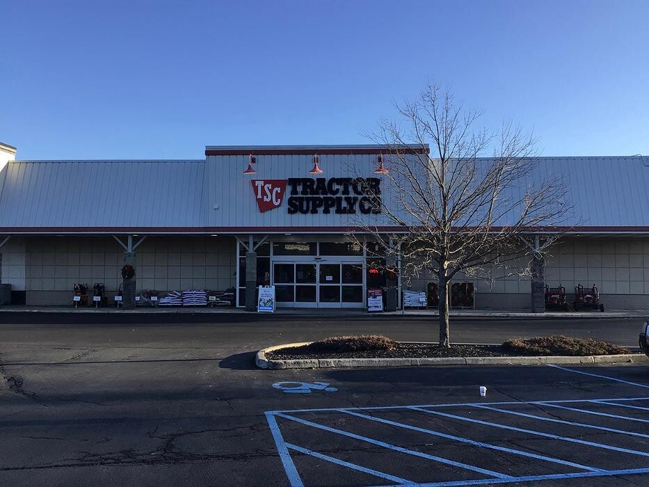 Images Tractor Supply Co.