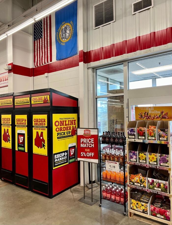 Images Tractor Supply Co.