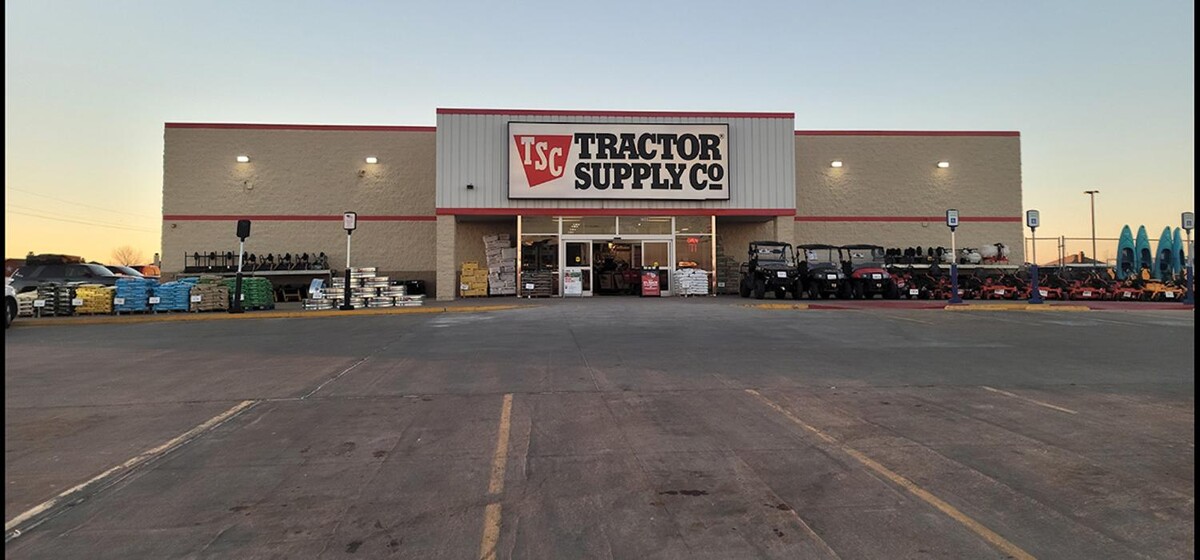 Images Tractor Supply Co.