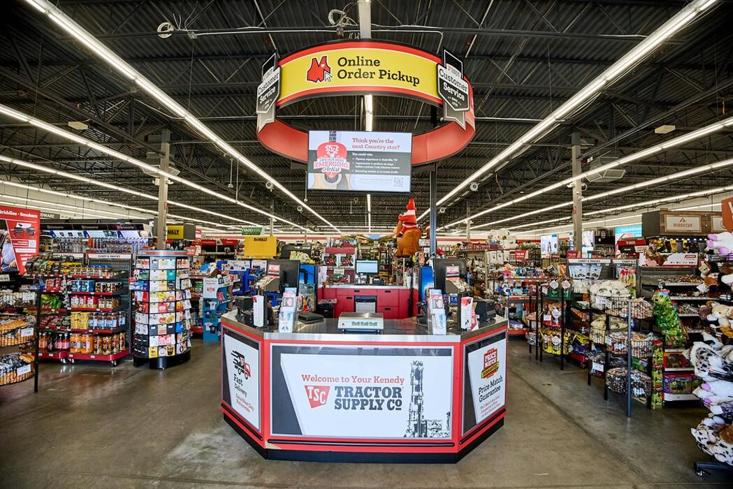 Images Tractor Supply Co.