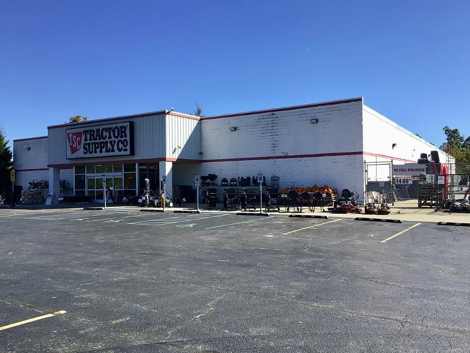 Images Tractor Supply Co.