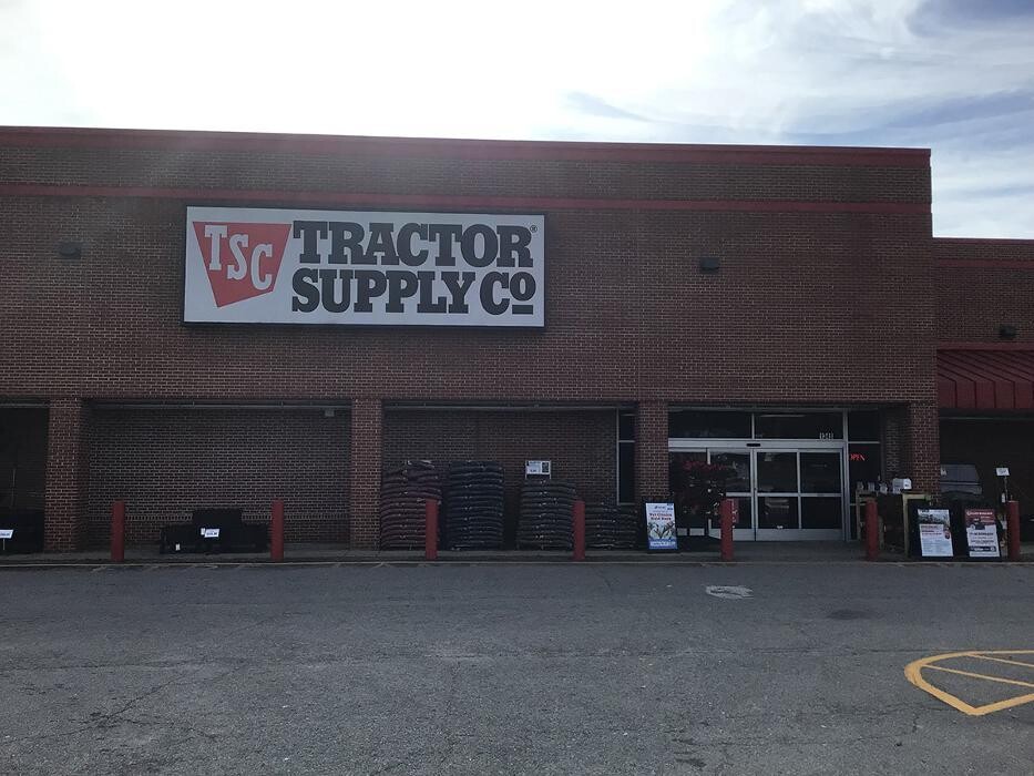 Images Tractor Supply Co.