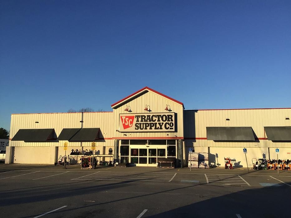 Images Tractor Supply Co.