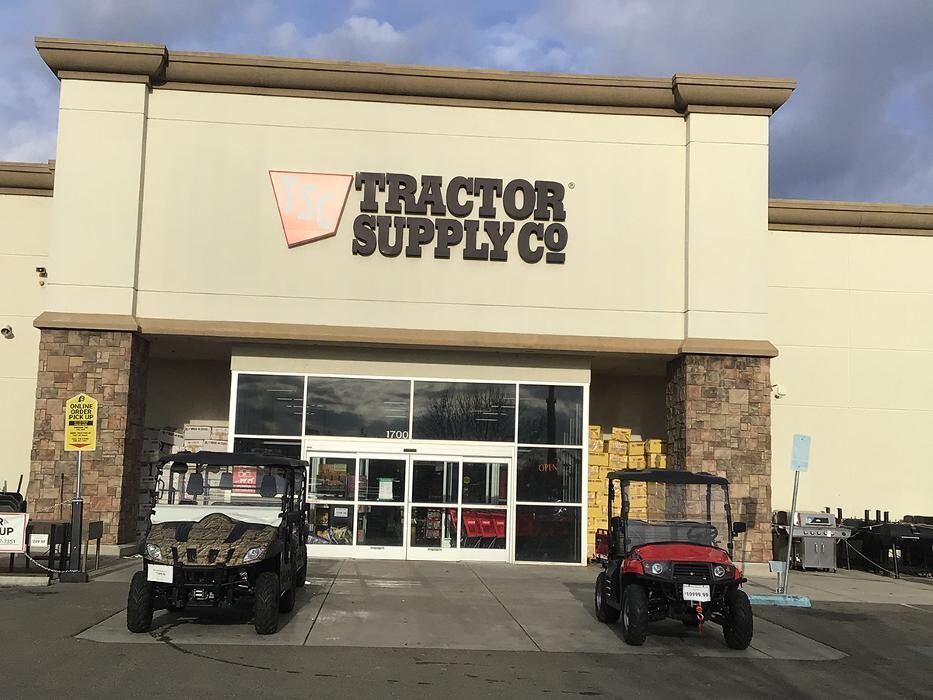 Images Tractor Supply Co.