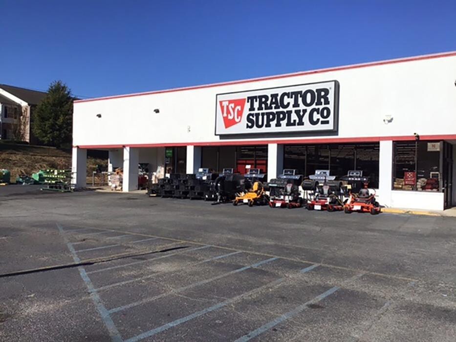 Images Tractor Supply Co.