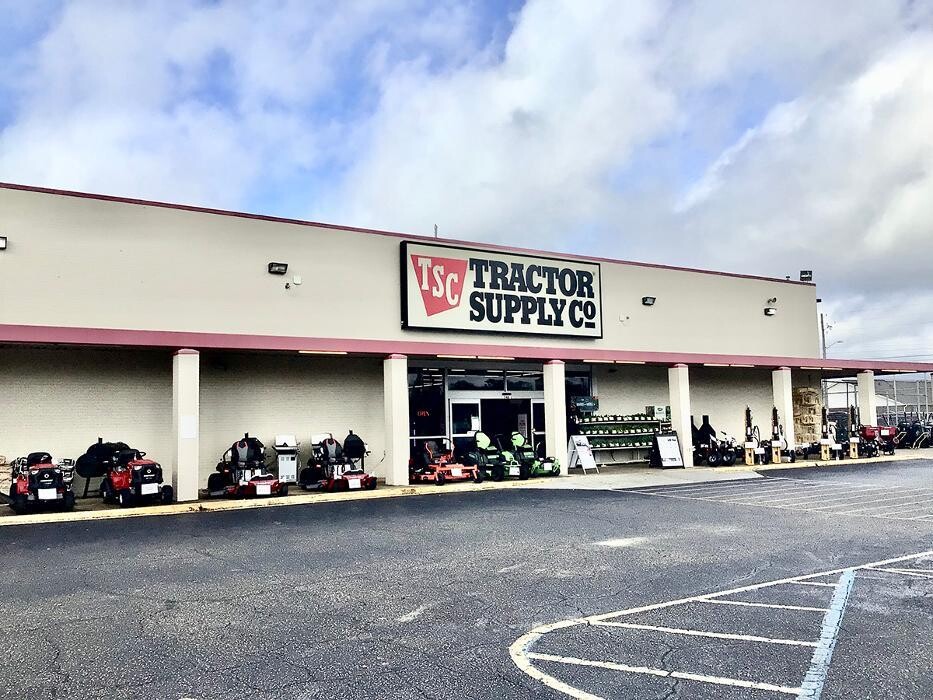 Images Tractor Supply Co.