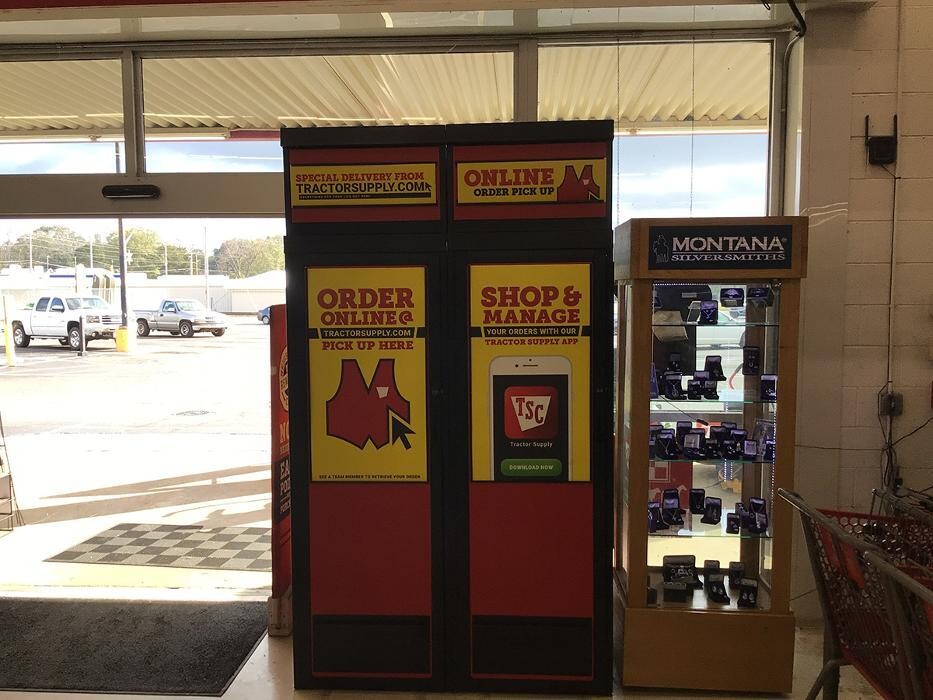 Images Tractor Supply Co.