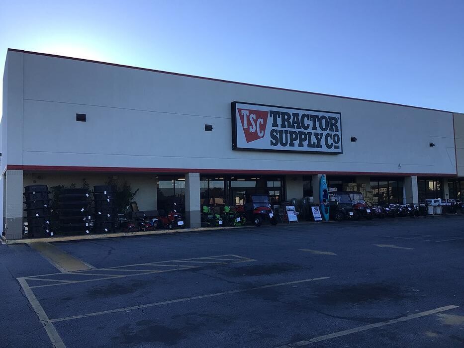 Images Tractor Supply Co.