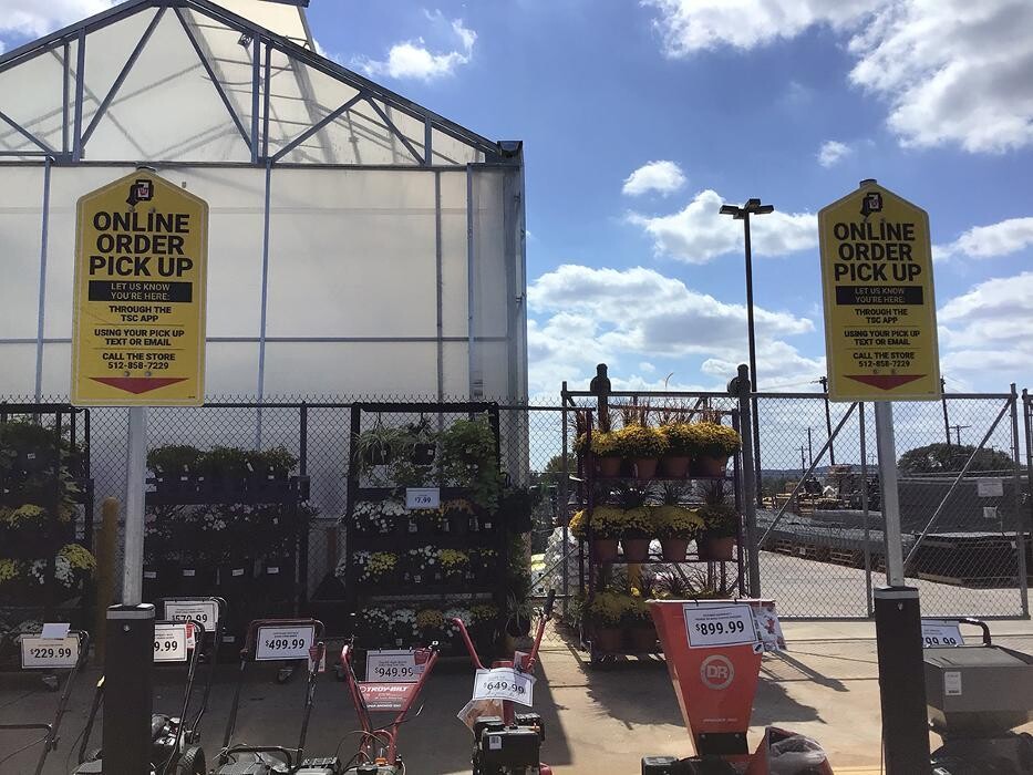 Images Tractor Supply Co.