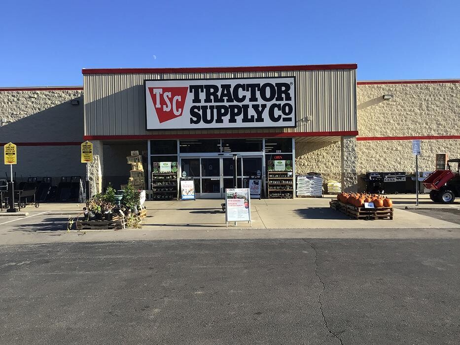 Images Tractor Supply Co.