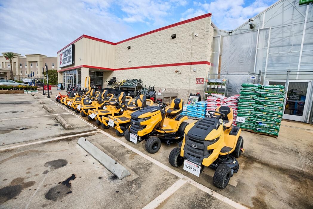 Images Tractor Supply Co.