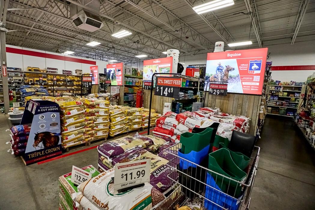 Images Tractor Supply Co.