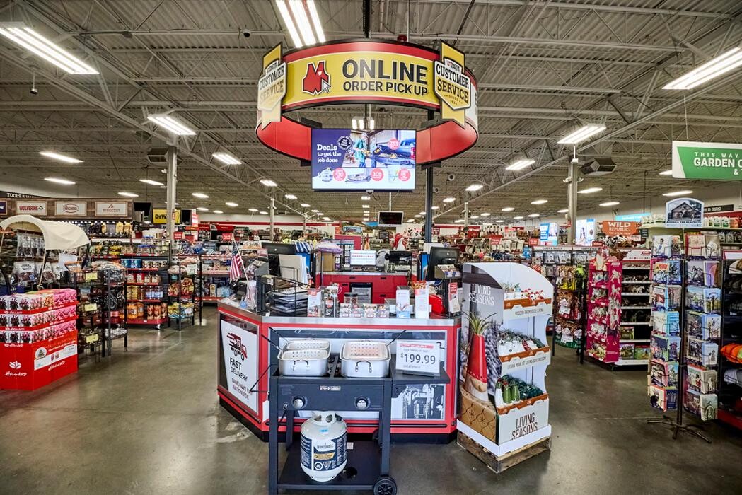 Images Tractor Supply Co.