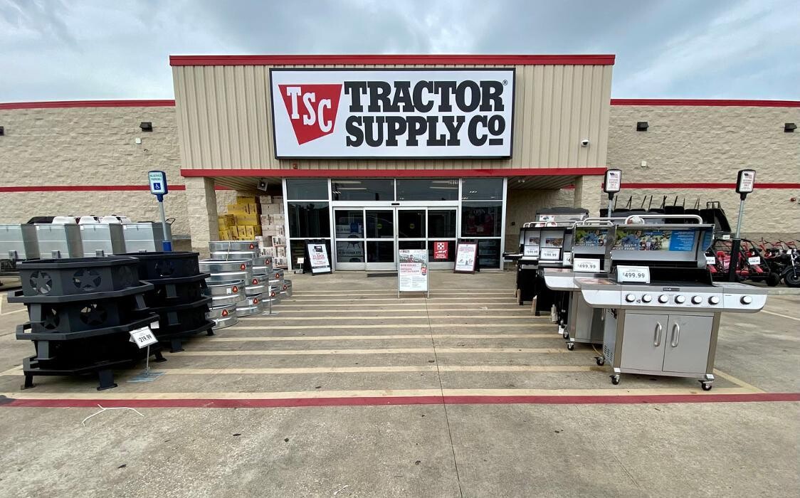Images Tractor Supply Co.