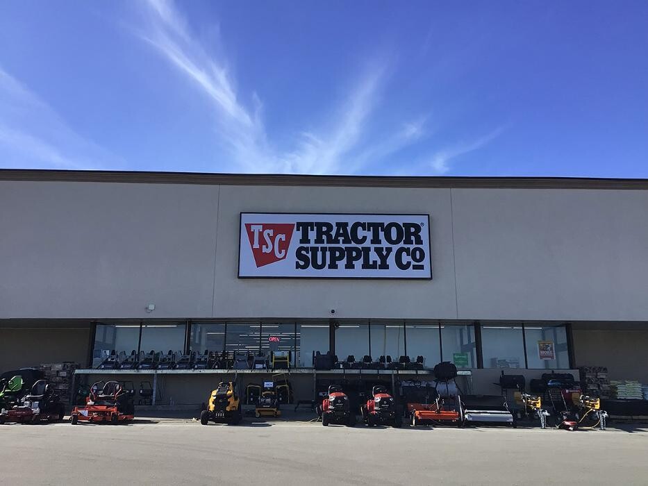 Images Tractor Supply Co.
