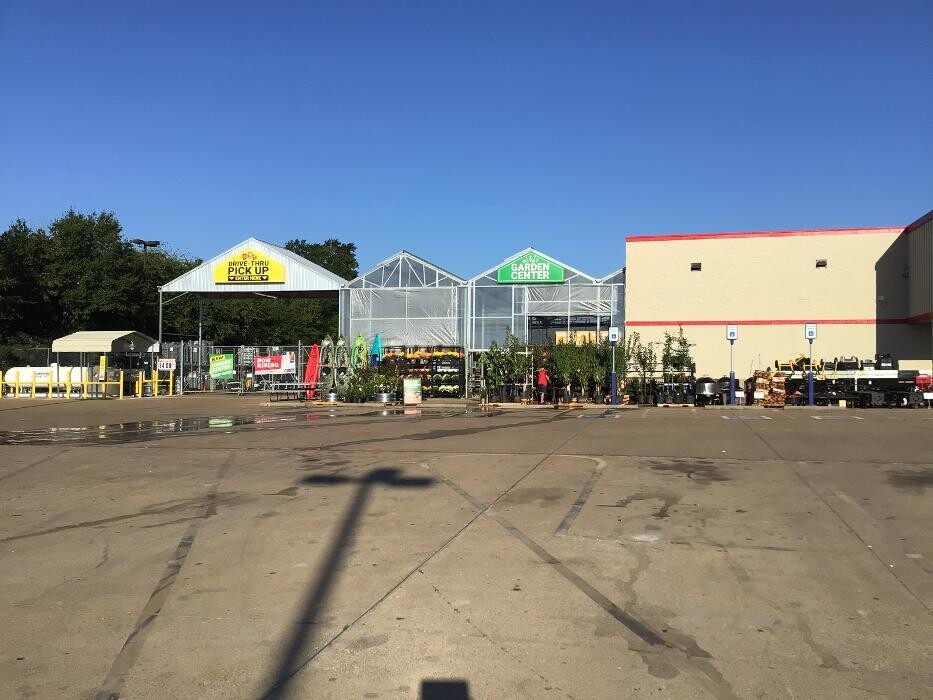 Images Tractor Supply Co.