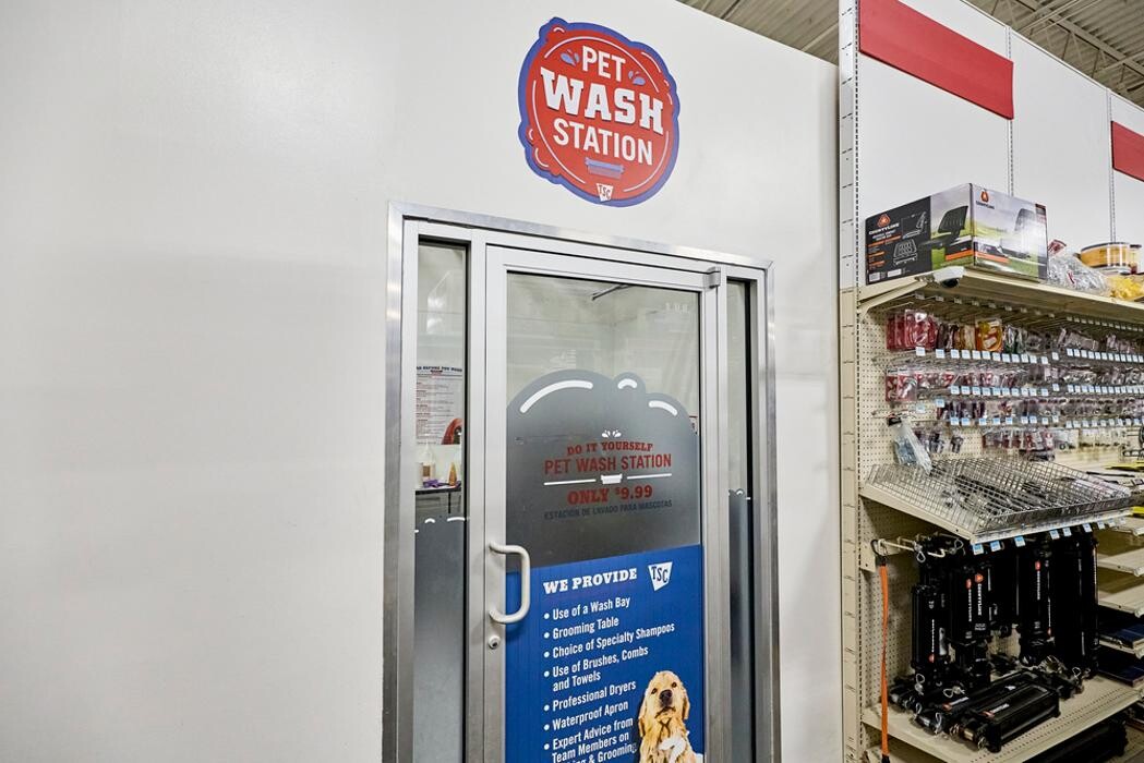 Images Tractor Supply Co.