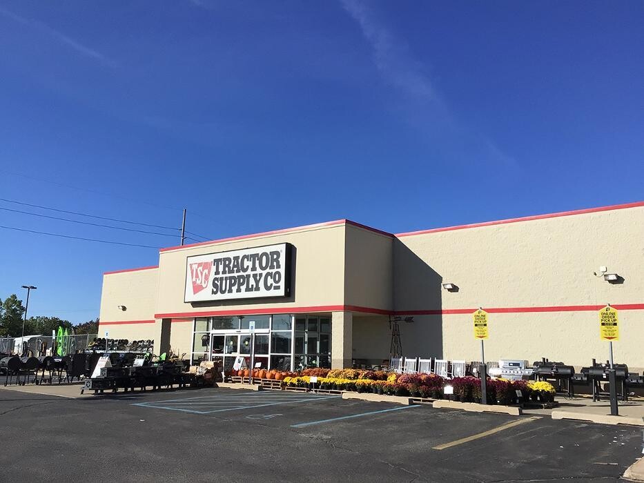 Images Tractor Supply Co.