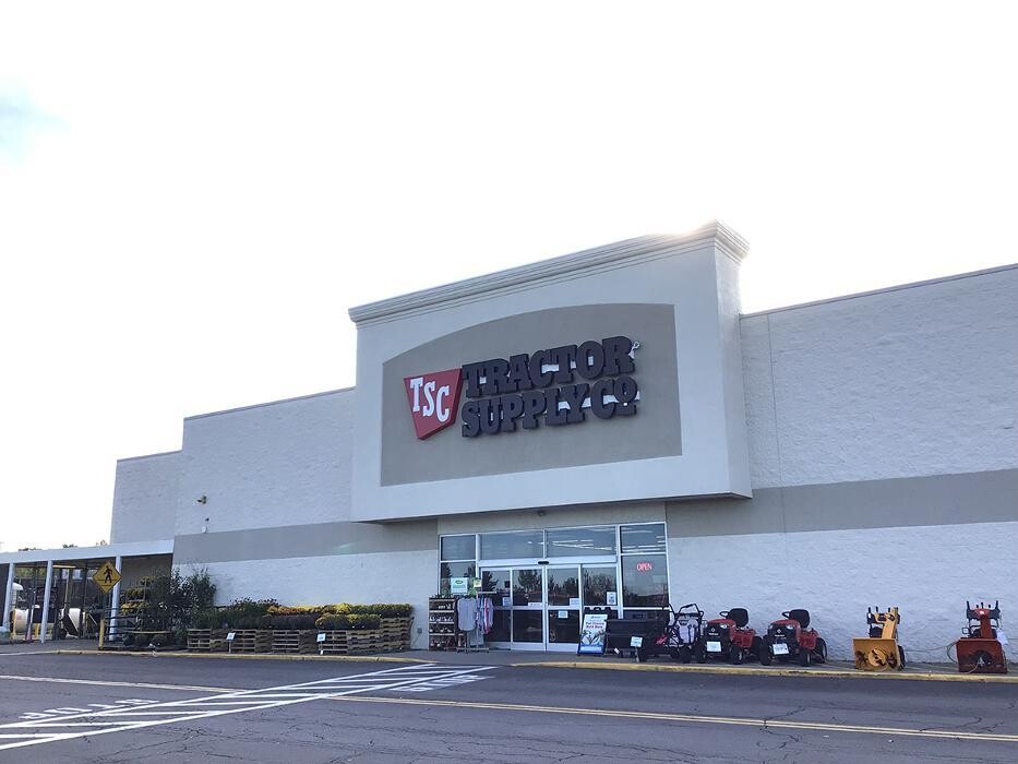 Images Tractor Supply Co.