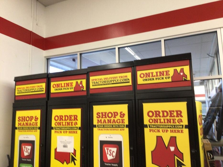 Images Tractor Supply Co.