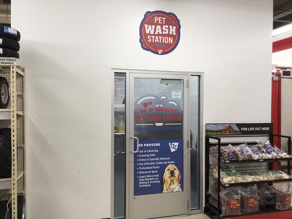 Images Tractor Supply Co.