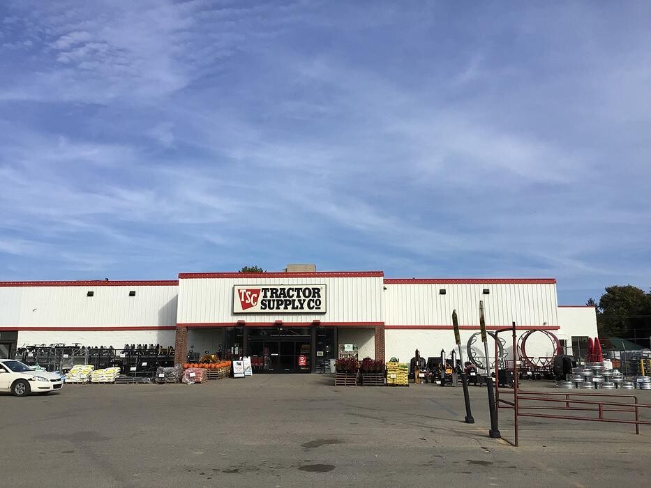 Images Tractor Supply Co.