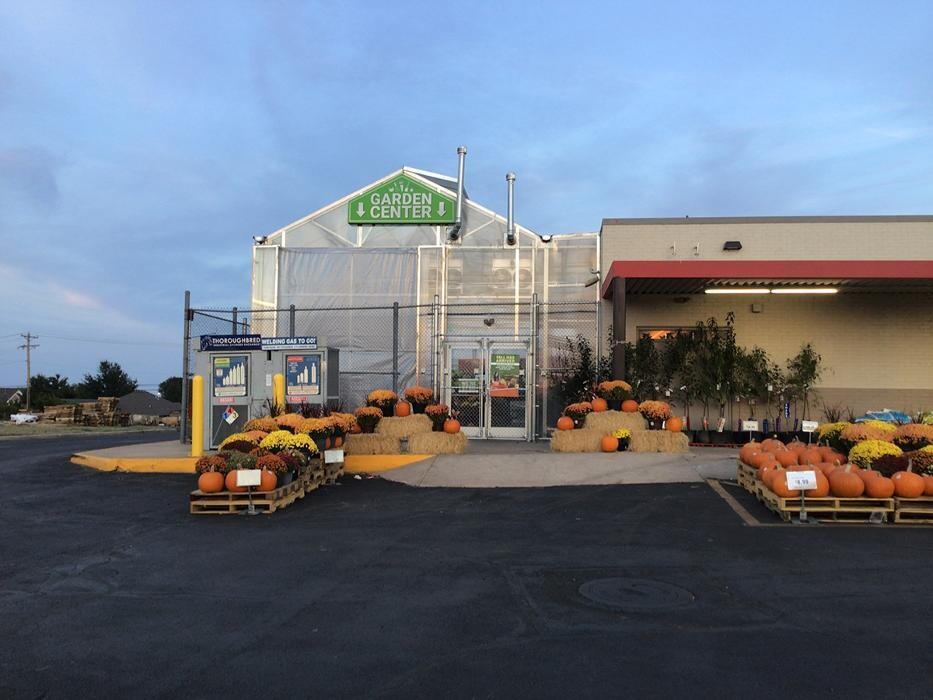 Images Tractor Supply Co.