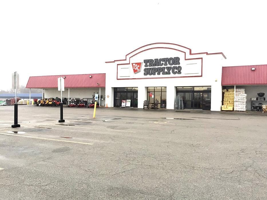 Images Tractor Supply Co.