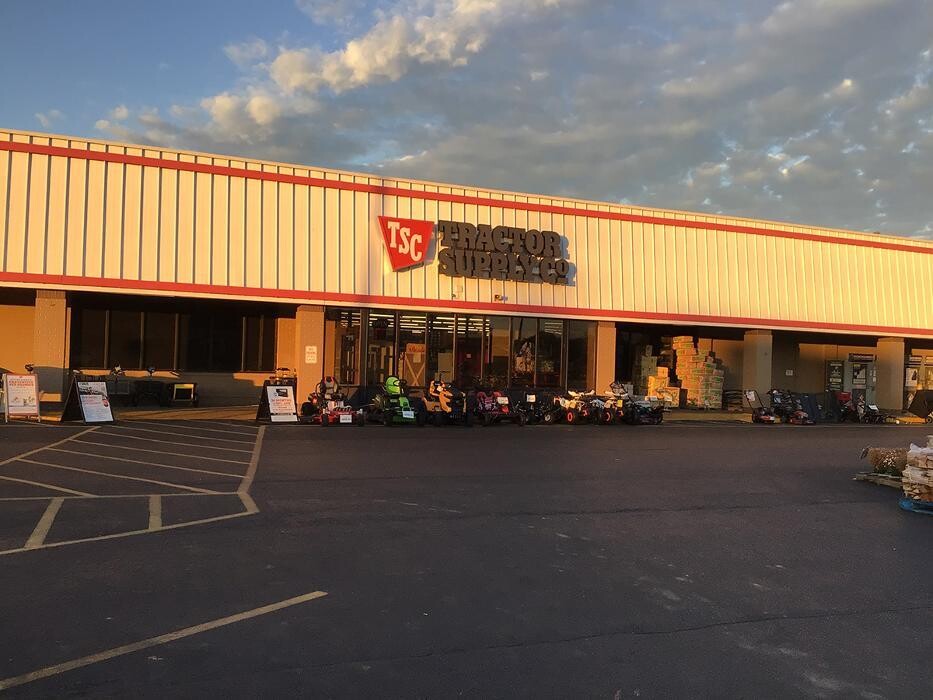 Images Tractor Supply Co.