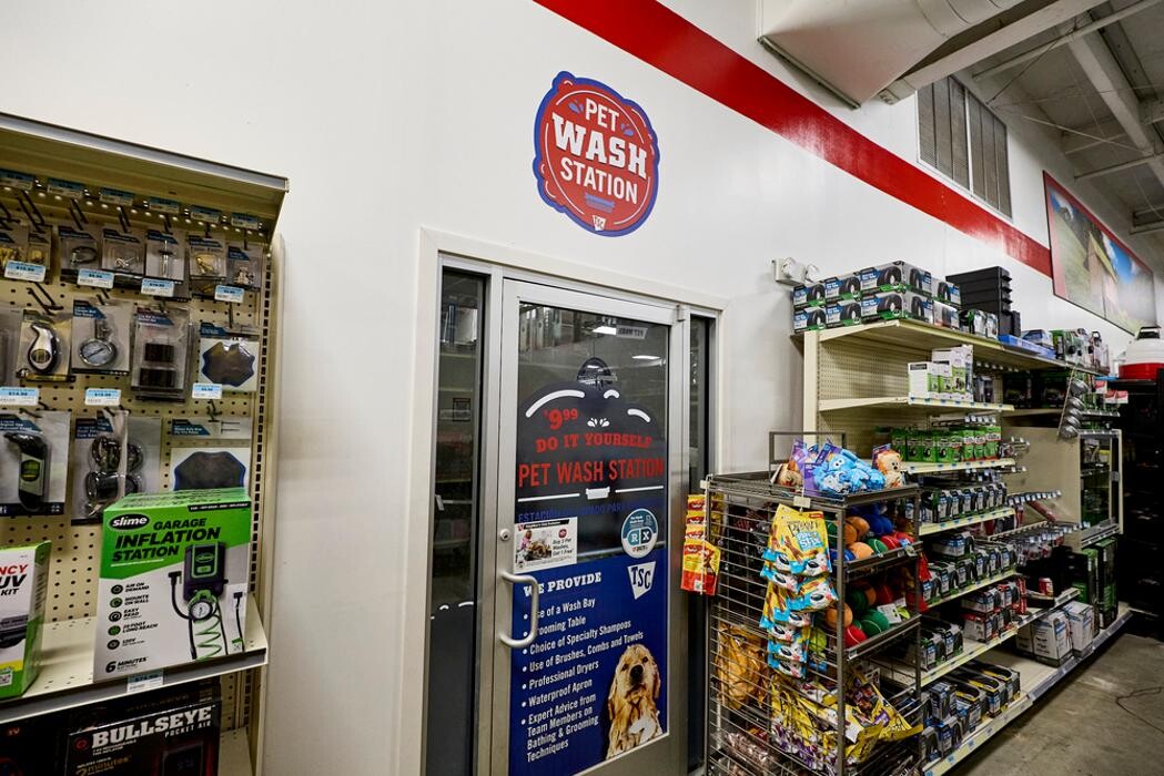 Images Tractor Supply Co.