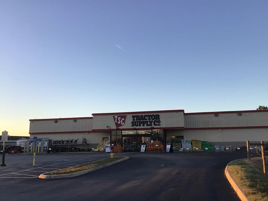 Images Tractor Supply Co.