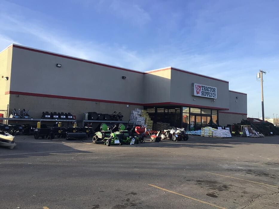 Images Tractor Supply Co.