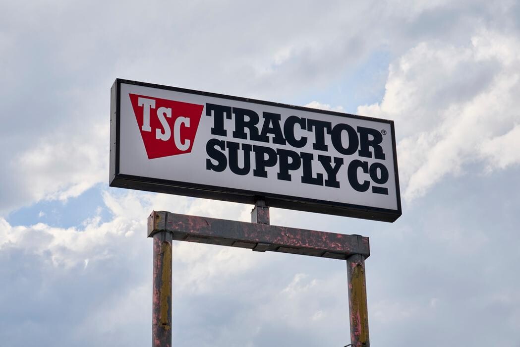 Images Tractor Supply Co.