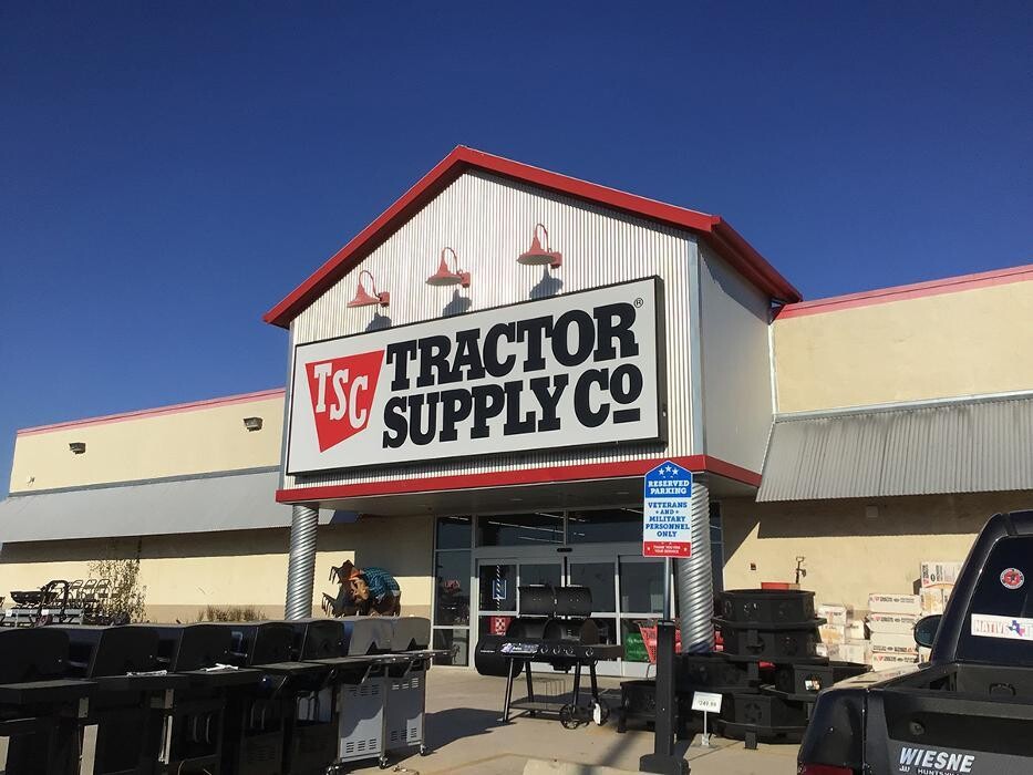 Images Tractor Supply Co.