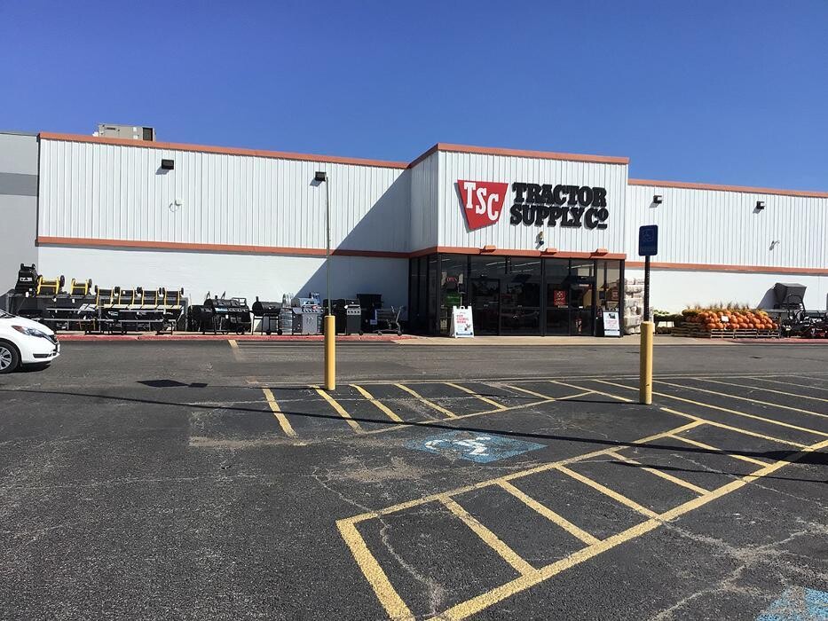 Images Tractor Supply Co.