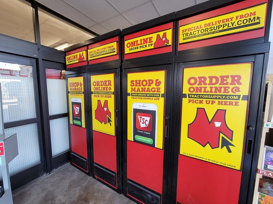 Images Tractor Supply Co.