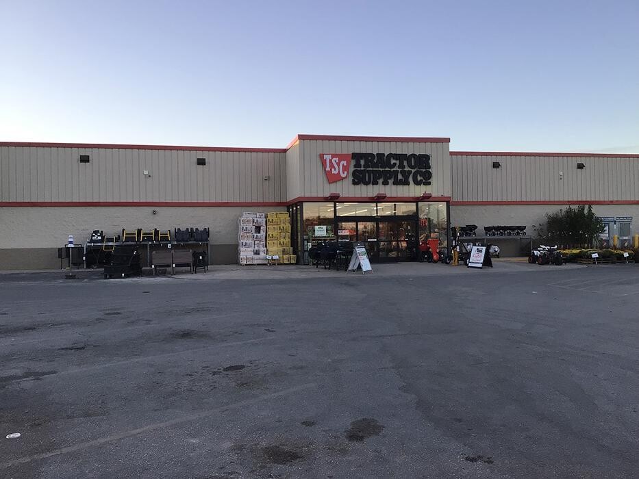 Images Tractor Supply Co.