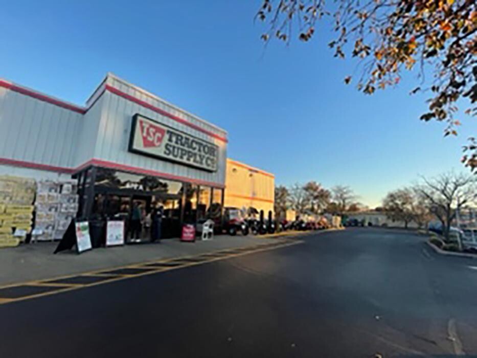 Images Tractor Supply Co.