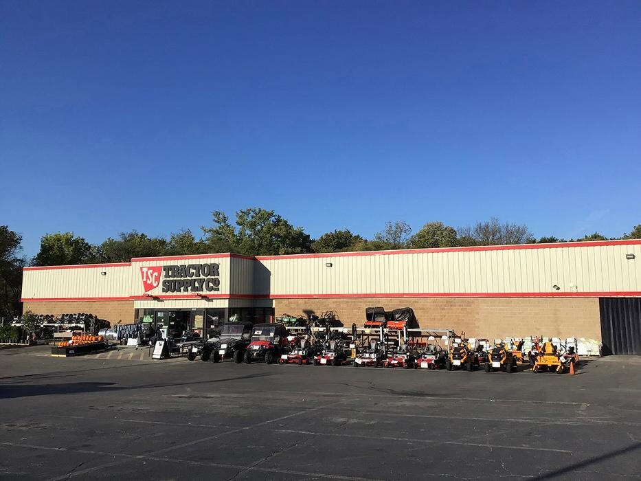 Images Tractor Supply Co.