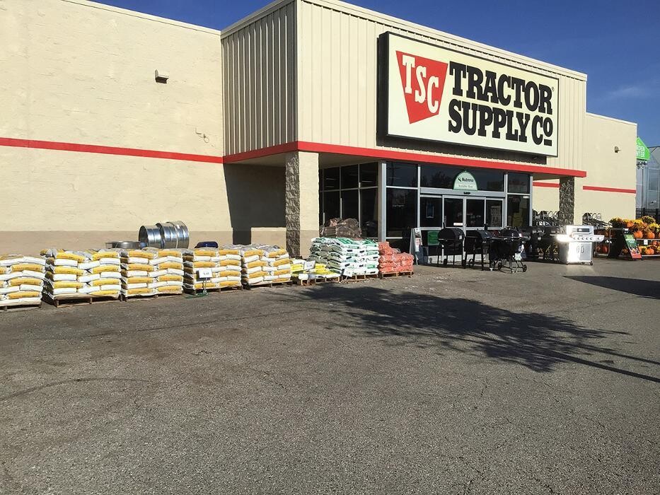 Images Tractor Supply Co.