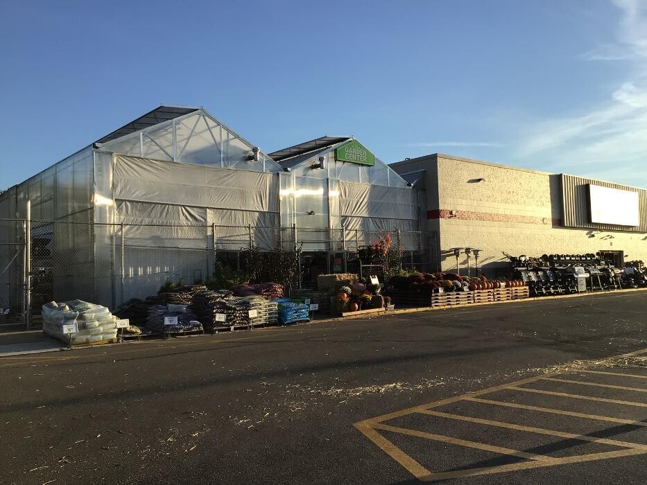 Images Tractor Supply Co.