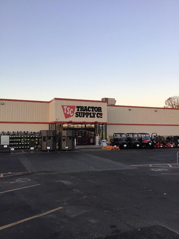 Images Tractor Supply Co.