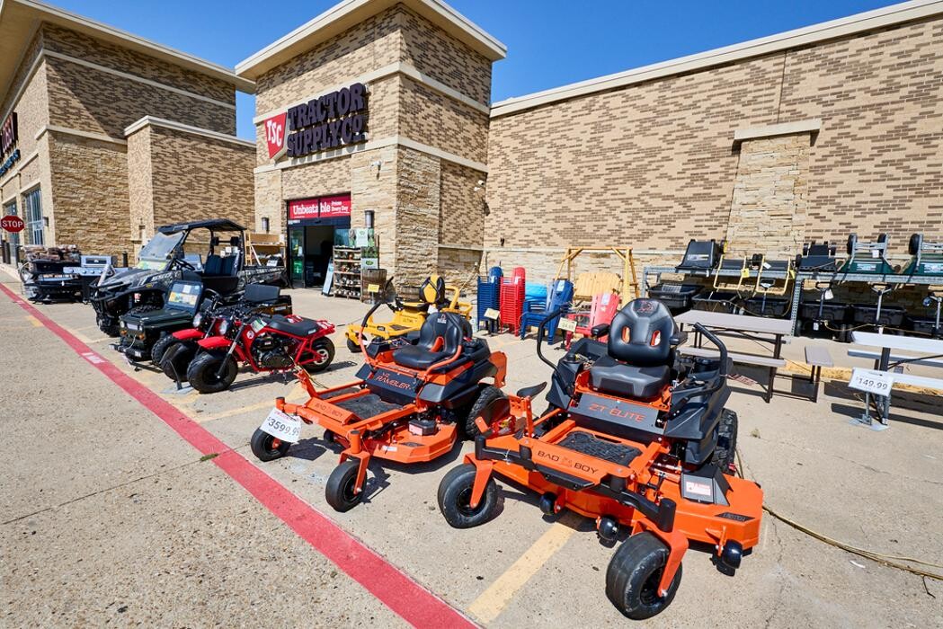 Images Tractor Supply Co.