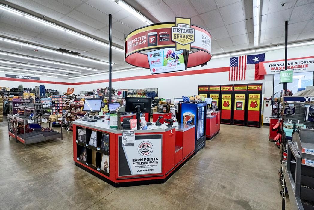 Images Tractor Supply Co.