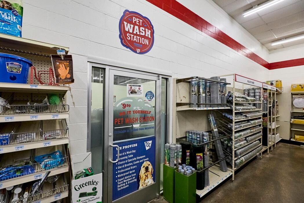 Images Tractor Supply Co.