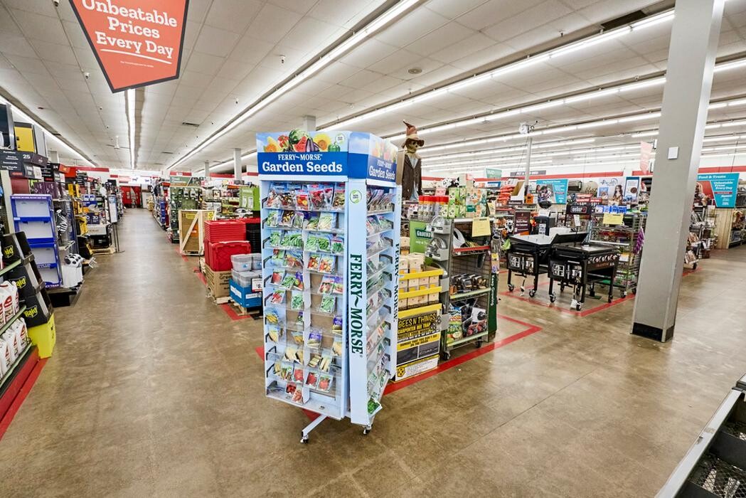 Images Tractor Supply Co.